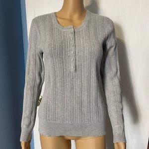 Women’s Sonoma Gray Sweater, Size Medium